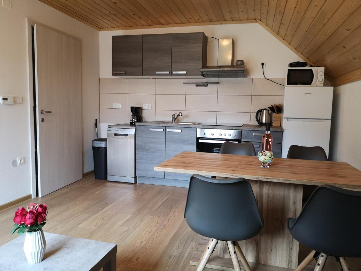 Apartments Gaby กอซด์มาร์ทูลเย็ก ภายนอก รูปภาพ